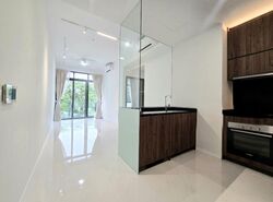 Phoenix Residences (D23), Apartment #524072441
